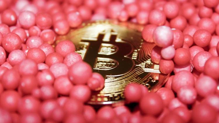 2025年贵金属交易app需求激增，靠谱的贵金属app去哪下载？